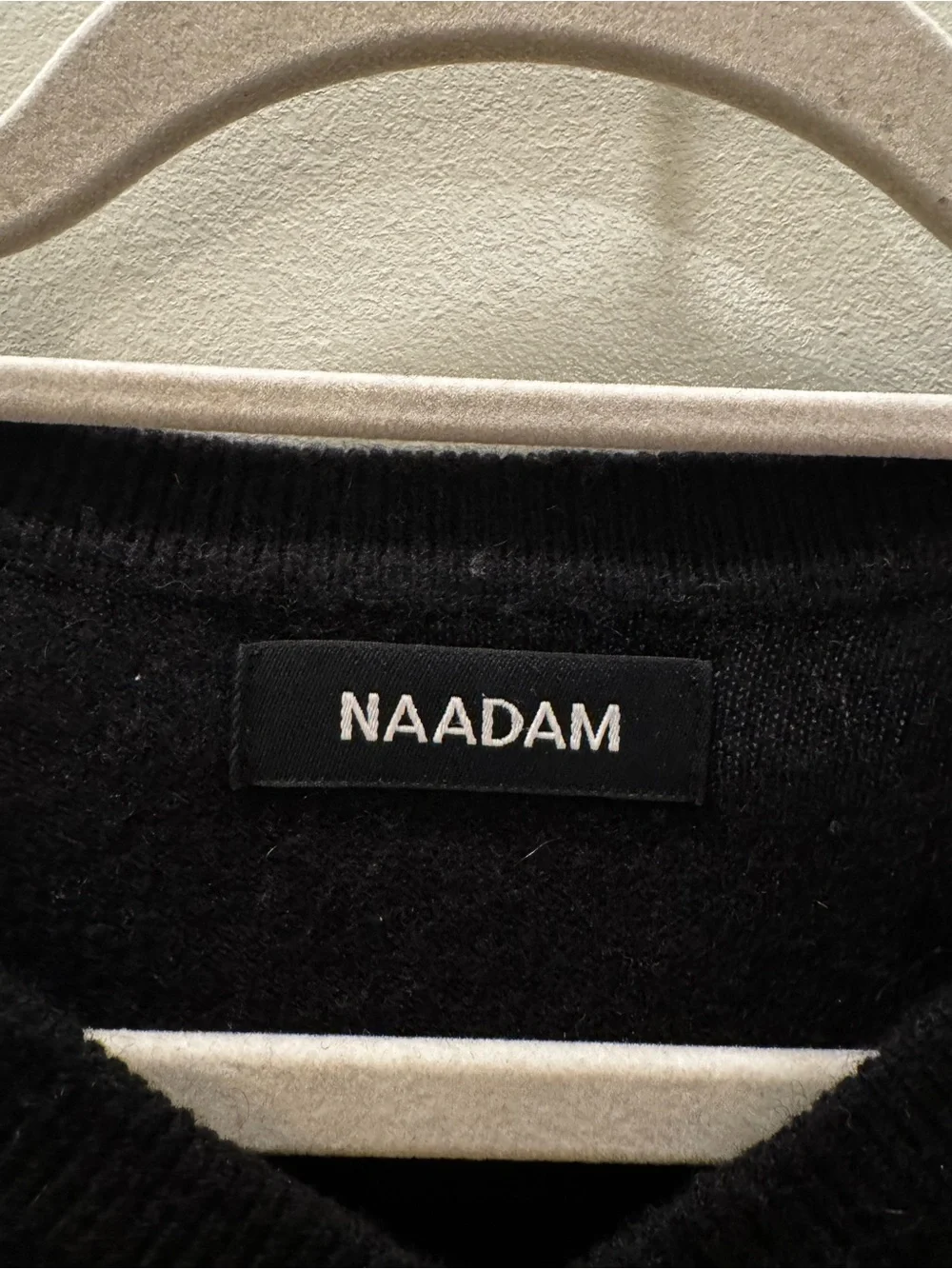 NAADAM The Original Cashmere V-Neck Sweater 100% Cashmere Size Large